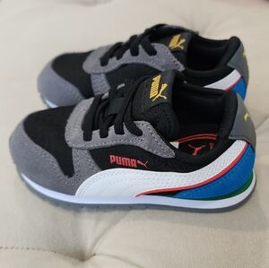Puma Kids' Black and Gray Sneakers with Multicolor Accents